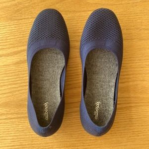 NWOT All Birds Tree Breezers